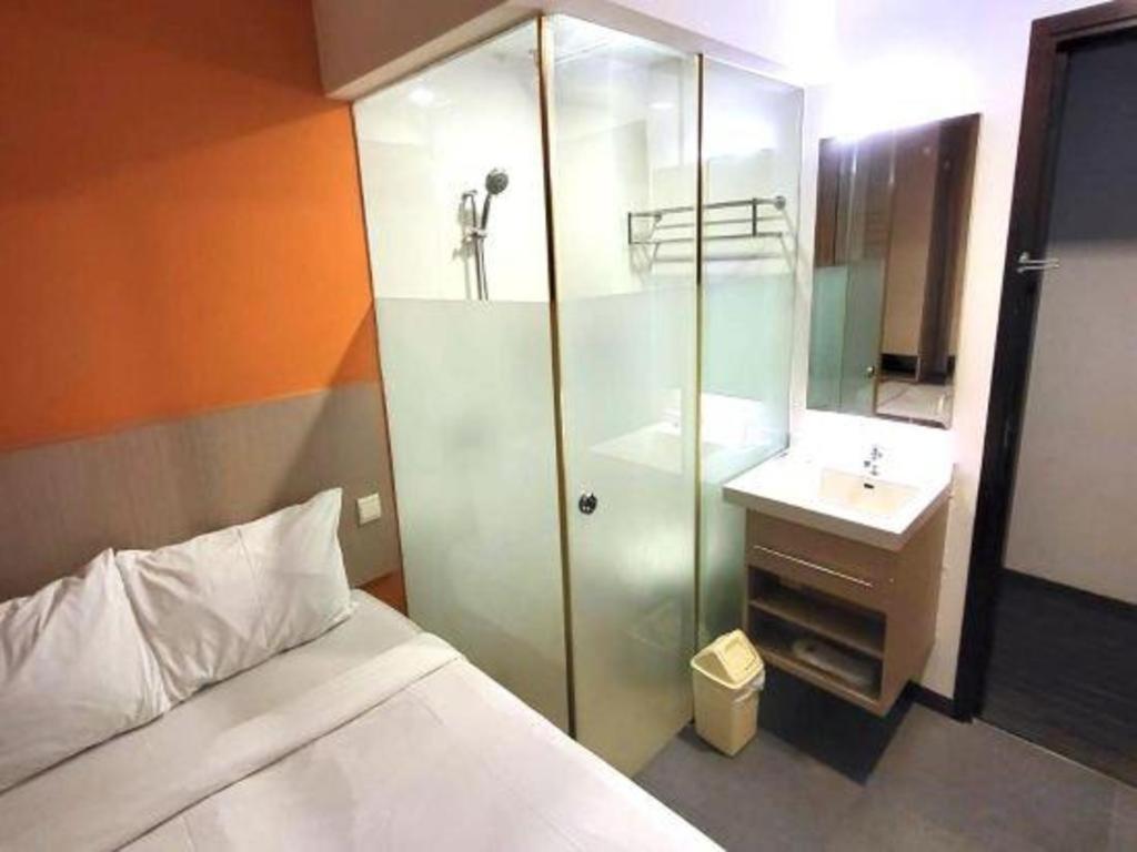 فندق Reddoorz Premium @ Balestier سنغافورة المظهر الخارجي الصورة